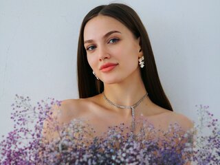 EmillySilver real camshow naked